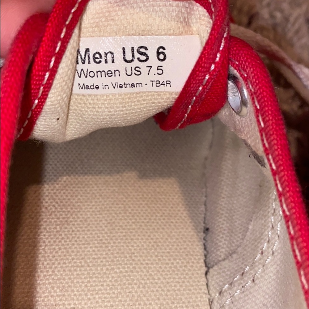 Vans - Picture 3 of 3
